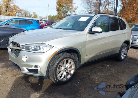 2016 BMW X5 xDrive35I z USA, uszkodzony, nr VIN 5UXKR0C5XG0P29024